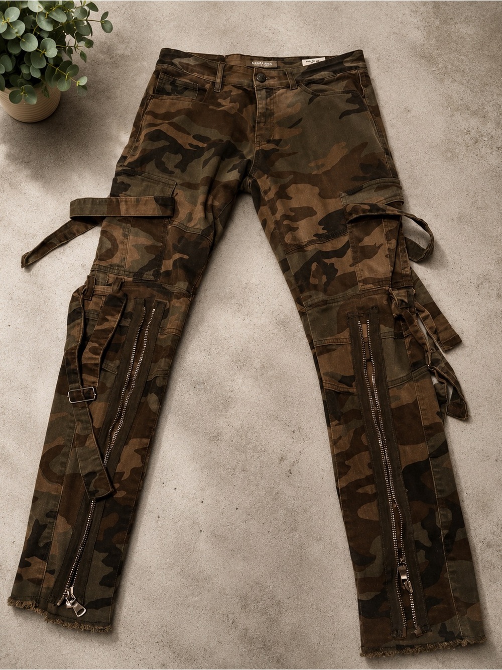 Camo Cargo Zipper Utility Pants